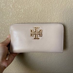 Tory Burch Britten Continental Wallet